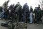 Градинката до МВР се напълни с полицаи 