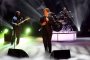 Фронтменът на Simply Red оцелява в самолетен инцидент 