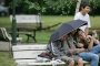 В България само половината родители изслушват децата си 