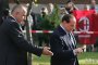Фенове на Милан посрещнаха Берлускони в София 