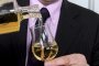 Магазин продава менте алкохол, фалшиви цигари и хероин