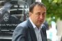 Скандалният прокурор Роман Василев пие кафе при бандюгите