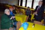 Тристранката умува заплатите