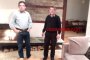 Плевнелиев посреща по оранжеви чехли