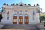 Дебатите по новия заем отложени със скандал
