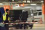 Двама, а не четирима ударили инкасо колата в Дъ Мол