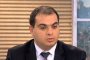    Депутат-патриот гласува в Цариброд