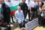  Слави спря протеста си пред НС