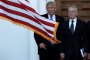   US президентът бесен на своите заради Кремъл
