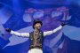    Две сцени за DJ Bobo в София