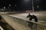  Униформени пребиха протестиращ на магистралата