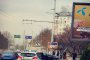Кола се заби в стълб до спирка във Варна