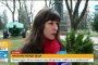 Момче удря и влачи момиче за косата