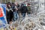  350 мигранти щурмуваха гръцката граница