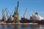  Моряци блокирани в корабите си 
