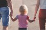 Семейства с деца до 14 години и безработни родители също с 375 лв. помощ 