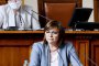 Правителството управлява с невидими записки между бизнесмени: Нинова