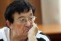 Проф. Герджиков се качва на каруца, която върви назад: Мика Зайкова