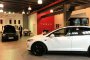  Електрическите автомобили Tesla в шоурума в Осло, Норвегия