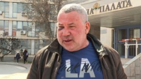 Станев обяви публично, че бил пребит в офиса на ГЕРБ
