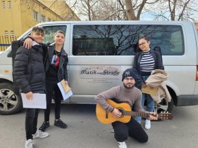 Николина, Сашо, Цоньо и Вели, които ще свирят с Парижката филхармония