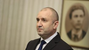  Президентът посети завода на металургичната компания за цветни метали „КЦМ 2000“ в Пловдив.