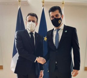 Те разговаряха в в рамките на Шестата среща на върха между Европейския съюз и Африканския съюз в Брюксел