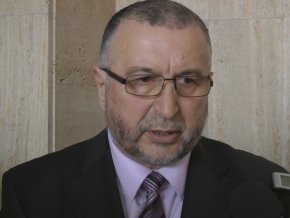 Депутатът от ПГ на партия ГЕРБ Бранимир Балачев заяви за Радио Варна, че наистина се е явил на дело преди датата 4 февруари