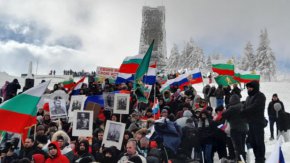 умен Радев получи поздравителни адреси от редица държавни глави от цял свят по повод честването на 144 години от Освобождението на България.