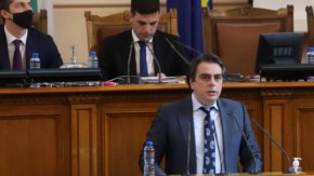 България не предвижда да затваря топлоелектрически централи заради Плана за възстановяване и устойчивост и Зелената сделка