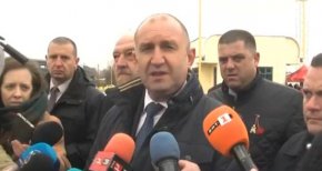 Държавният глава обясни, че е логично да има среща между президентите на Русия и Украйна