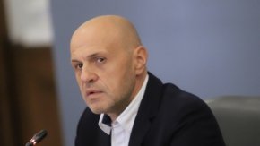 Поредното удължаване от страна на Европейската комисия с месец на срока за оценка на Плана за възстановяване - този път до 15 април