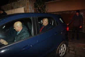 Софийският градски съд остави без разглеждане внесените от СГП искания за съдебна санкция по извършените процесуално-следствени действия по претърсване и изземване от адреси, свързани с Бойко Борисов, Севдалина Арнаудова и Владислав Горанов