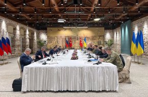 Владимир Медински определи разговорите в Турция като "конструктивни"