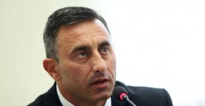 Лицата, подадени към НАП за проверка е установено, че има разминавания между имущество, доходи, банкови сметки в декларираните сметки и след това е възложено НАП да провери”, обясни Спецов