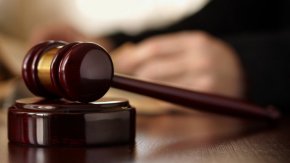От МВР съобщават още, че това са случаи, които засягат публични лица, заемащи ръководни длъжности в държавните и общински администрации от началото на миналата година