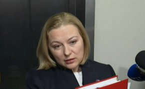 Основанията, които ще се обсъждат, са изявлението на обвинител номер 1 във връзка с полицейското насилие по време на протестите през лятото на 2020 г., както и казусът “Осемте джуджета”