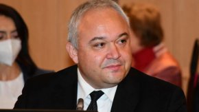 
За мен е загадка защо в момента КПКОНПИ няма избран нов председател, няма нужда да се чака да се приемат промените в закона за комисията", заяви пред Нова тв Иван Демерджиев, бивш министър на правосъдието