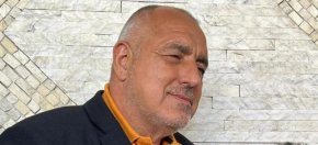 По думите му само преди две седмици, когато става въпрос за изгонването на посланик Митрофанова, Радев е казал - какво ще стане с моряците