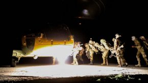 Според турските военни операцията "Claw-Lock" е насочена срещу кюрдските милиции в северните иракски райони Метина, Зап и Авасин-Басян. Анкара ги възприема като съюзници на Кюрдската работническа партия (ПКК)