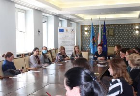 
Основната цел е подобряване качеството на живот и превенция на социалното изключване на деца с увреждания, на деца с тежки множествени увреждания и на деца и семейства в риск чрез разкриването на новите 7 социални услуги за подкрепа в общността