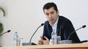 Със заповед на премиера Кирил Петков от длъжността заместник-министър на транспорта и съобщенията е освободен Стоян Новаков