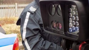 Разходите през миналата година са повече, отколкото за двете предходни години общо, сочат данните на МВР. През 2019 г. те са били малко над 6 млн. лв, а през 2020 г. - 5.8 млн. лв. Основната причина е сериозната инвестиция в нови камери и радари за контрол на скоростта и софтуер за тях - над 8.6 млн
