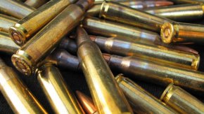 

Програмата на Пентагона за нестандартни боеприпаси е създадена след материал на „Ню Йорк таймс“ от 2008 г., в който журналистите разкриват нелегални продажби на китайски оръжия за американската армия в Афганистан