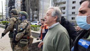 
Ръководителят на Организацията на обединените нации се очаква по време на първото си посещение в разкъсваната от войната страна след нахлуването на Русия на 24 февруари да посети и град Буча преди разговорите с президента на Украйна Владимир Зеленский