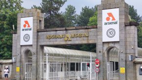

"Арсенал" АД произвежда широка гама от оръжия - от зенитни установки, миномети, гранатомети до картечници и автомати на базата на "Калашников"