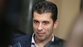 Говорихме с ЕК да купуваме заедно газа на ниво ЕС, обясни Петков
