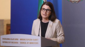 По данни на агенцията до този момент общо 97 068 украински граждани са регистрирани за временна закрила в България, а общо пребиваващите в страната са 102 032 души