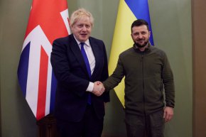 
Италианският вестник Corriere della Sera публикува в четвъртък репортаж, в който се твърди, че между Киев и ЕС има нарастващ разрив по отношение на отговора на блока на руската военна офанзива в Украйна