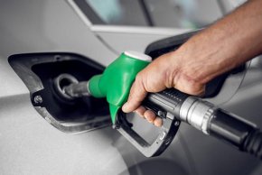Според документа нефтопроводът Дружба, по който Унгария получава суровини е освободен от всякакви санкции.